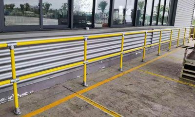 Gele stalen steigerbuis 48,3 mm